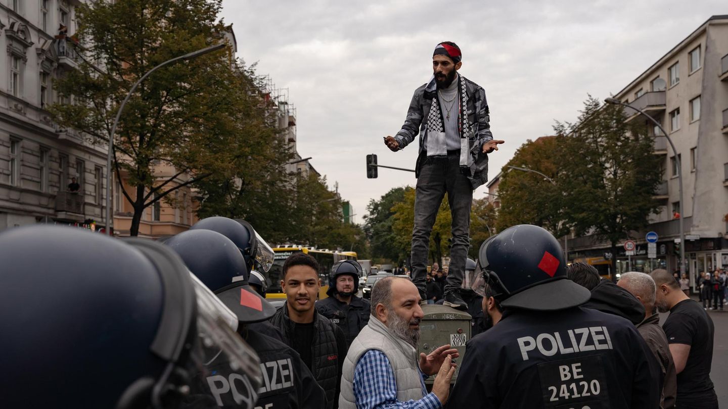 Pro Palästina-Demonstration in Berlin-Neukölln