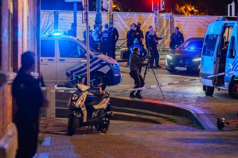 Polizei in Brüssel und Absperrbänder
