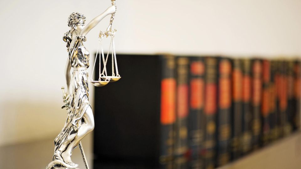 Falscher Rechtsanwalt verhaftet