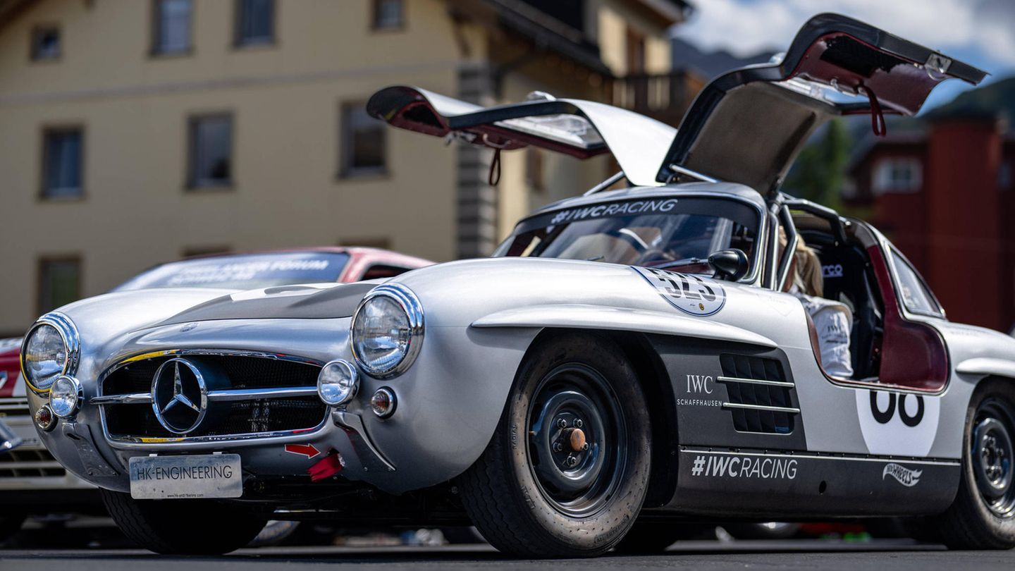 Mercedes-Benz 300 SL Gullwing Mercedes-Benz 300 SL Gullwing