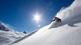 US-Skifahrer Chris Davenport zeigt sein Können im französischen Skigebiet Chamonix