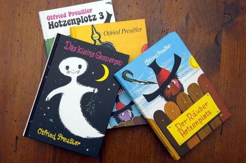 Bücher mit buntem Cover von Otfried Preußler