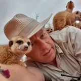 Mehr als drei Jahre lang haben die Filmemacher Jens Westphalen und Thoralf Gropitz in Namibia verbracht und die Tierwelt beobachtet. Das Ergebnis kann man sich in ihrer zweiteiligen Dokumentation "Namibias Naturwunder – Leben am Limit" (Teil 1) und "Namibias Naturwunder – Kleine Helden, große Jäger" im NDR ansehen. 