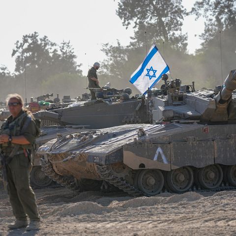 Israelische Soldaten in einem Bereitstellungsgebiet nahe der Grenze zum Gazastreifen im Süden Israels