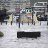 Hochwasser im Hafen Hamburg