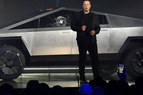 Tesla Cybertruck Elon Musk