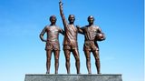 Die "Holity Trinity"-Statue in Manchester