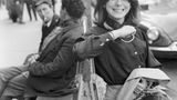 Die Schauspielerei wurde Deneuve in die Wiege gelegt: Ihre Mutter Renée Deneuve war Theaterschauspielerin, ihr Vater Maurice Dorléac Filmschauspieler und Leiter der Synchronstudios von Paramount. So wundert es auch nicht, dass sie 1957 im Alter von nur 13 Jahren – ohne jemals Schauspielunterricht genommen zu haben – ihre erste Rolle in "Les Collégiennes" erhielt. Deneuve wuchs als zweitjüngste von vier Schwestern auf – ihre älteste Schwester Françoise arbeitete schon vor ihr mit Star-Produzenten wie Truffaut, René Clair, De Broca oder Polanski zusammen, holte sie ins Filmgeschäft, wobei Deneuve lange in ihrem Schatten stand. 