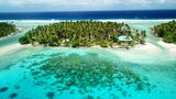 Die Marshallinseln liegen mitten im Pazifischen Ozean und gehören mit insgesamt rund 43.000 Einwohnern zu den kleinsten Staaten der Welt. Obwohl die Inselgruppe mit tollen Schnorchelspots und Traumstränden lockt, urlauben pro Jahr nur etwa 6100 Menschen dort. Das liegt vor allem an der schweren Erreichbarkeit. Es gibt lediglich einen Airport, der wiederum nur von Hawaii aus angeflogen wird. 