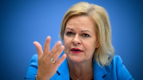 Nancy Faeser will Menschen schneller aus Deutschland abschieben