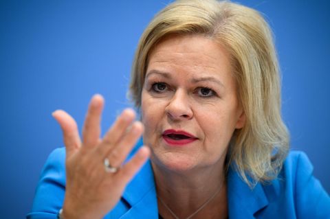 Nancy Faeser will Menschen schneller aus Deutschland abschieben