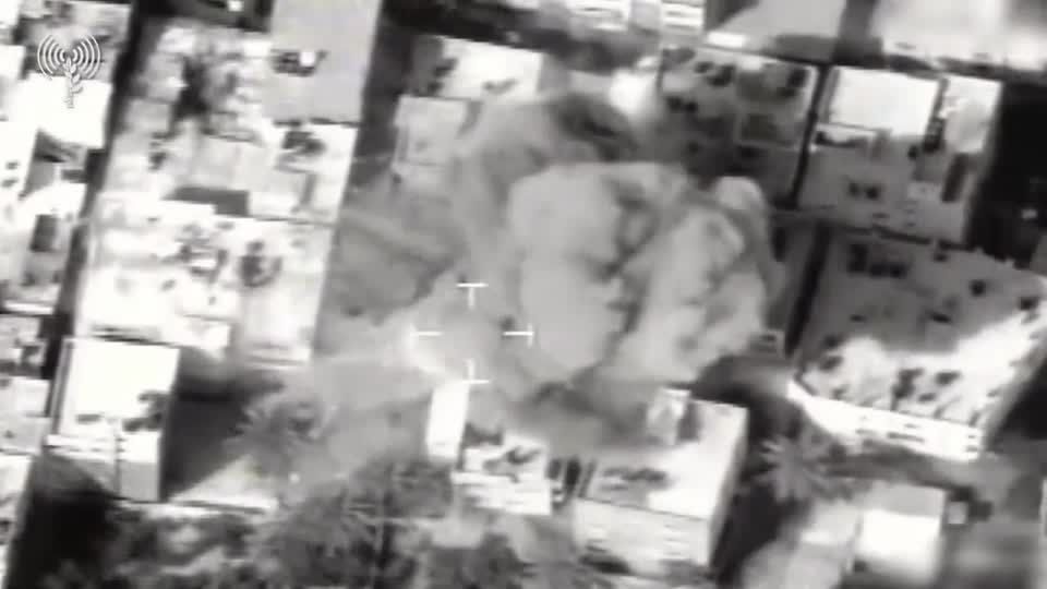 Video: Israel attackiert erneut Ziele im Gazastreifen und Libanon Video: Israel attackiert erneut Ziele im Gazastreifen und Libanon
