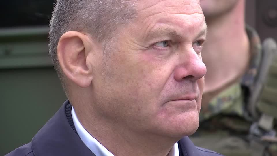 Video: Scholz lobt bei Truppenübung zivil-militärische Zusammenarbeit Video: Scholz lobt bei Truppenübung zivil-militärische Zusammenarbeit