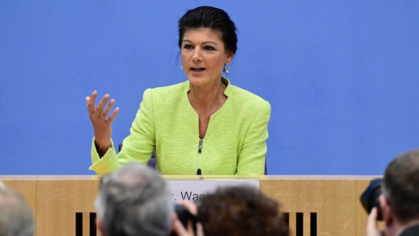 Sahra Wagenknecht in der Bundespressekonferenz