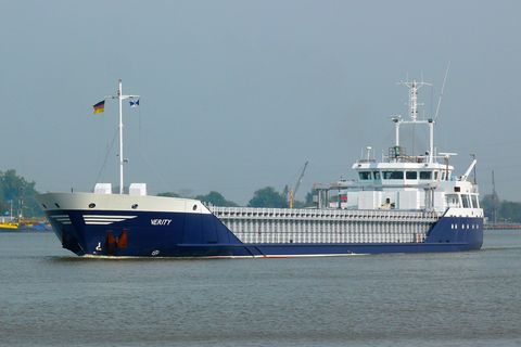 Der Frachter "Verity" vor Kiel