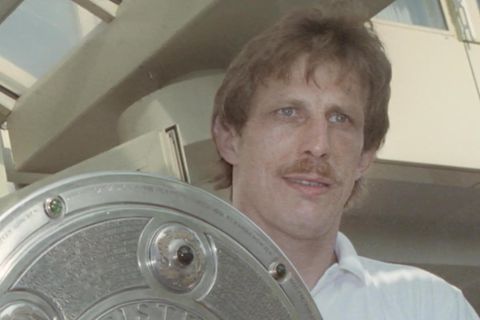 Höhen und Tiefen im Video: Macher, Meister, Motivator  – Fußball-Legende Christoph Daum wird 70