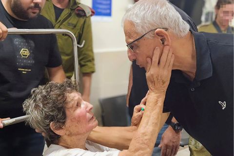 Yocheved Lifshitz wurde aus der Gefangenschaft der Hamas freigelassenen