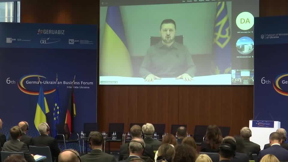 Video: Selenskyj ruft deutsche Firmen zur Zusammenarbeit auf