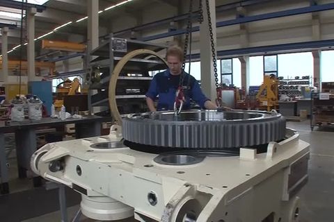 Video: Habeck will mit neuer Industriestrategie Standort stärken