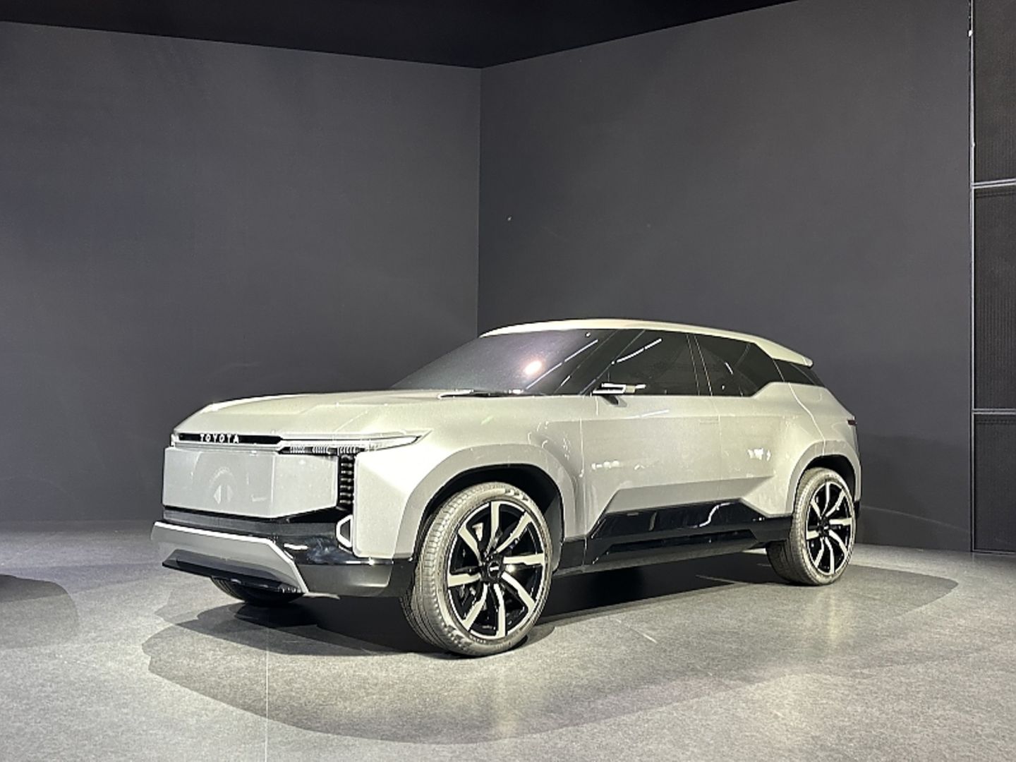Toyota Land Cruiser Se auf der Japan Mobility Show 2023