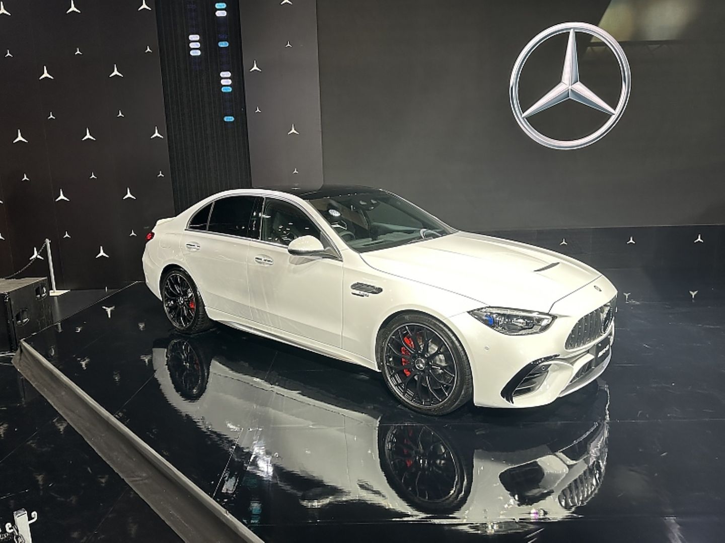 Mercedes AMG C63 auf der Japan Mobility Show 2023