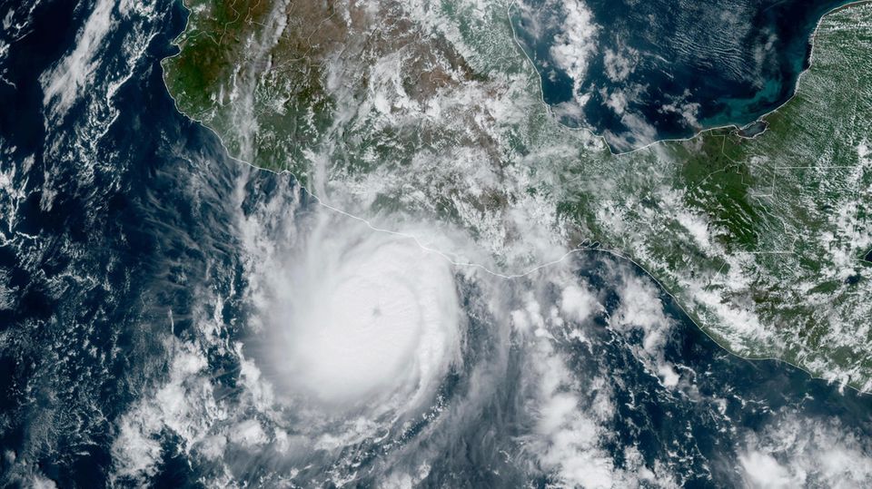 Mexiko: Hurrikan der höchsten Stufe steuert auf die Küste zu | STERN.de