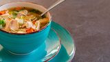 Schnelle, wärmende Hühnersuppe