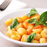 Gnocchi mit Tomate Mozzarella