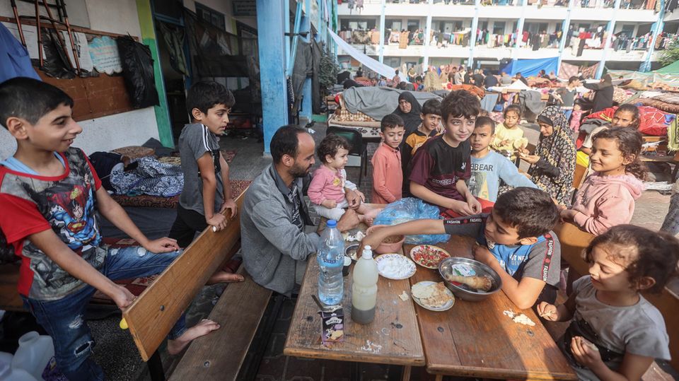 Refugees Gaza Refugees Gaza