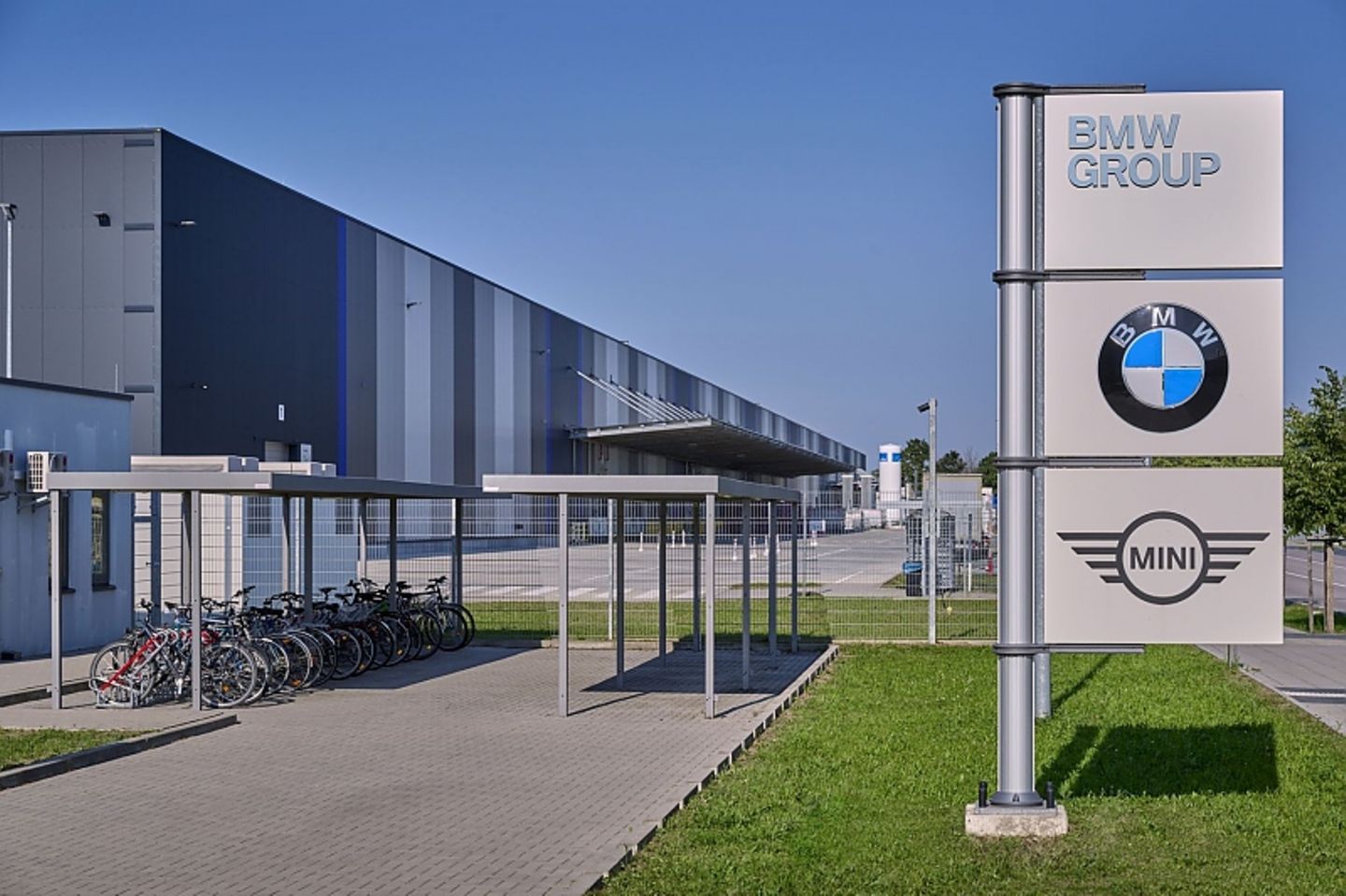 BMW Cell Manufacturing Competence Center (CMCC)