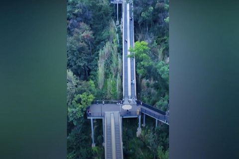 Tianyu Mountain: 350 Meter lang: Warum eine riesige Rolltreppe in China für Diskussionen sorgt