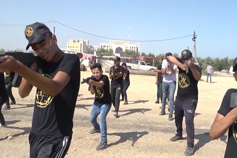 “Ich werde alle Fremden vernichten“: Sommercamps für palästinensische Schüler im Gazastreifen.