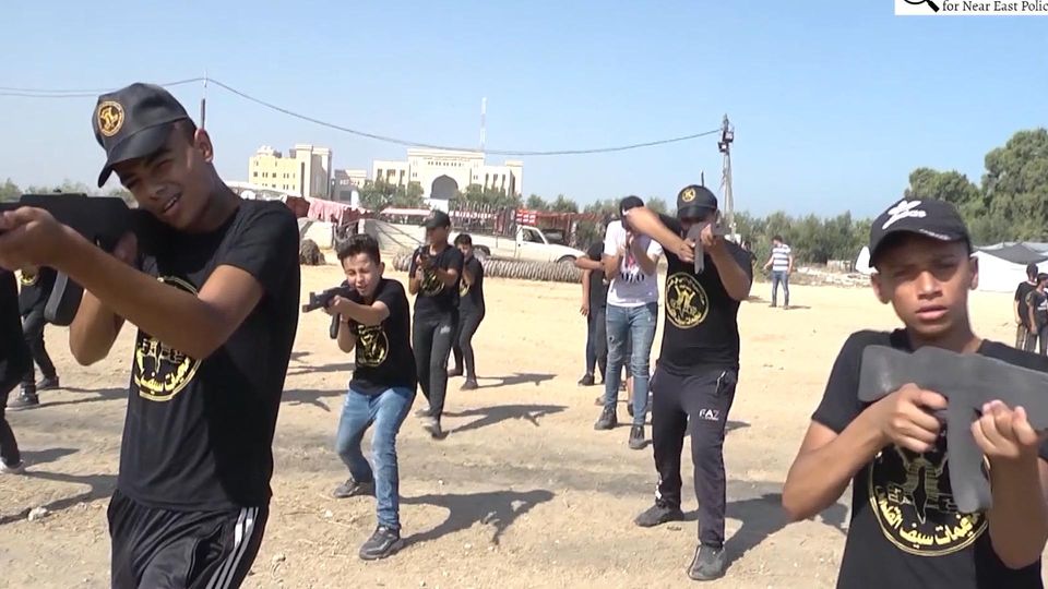 “Ich werde alle Fremden vernichten“: Sommercamps für palästinensische Schüler im Gazastreifen.