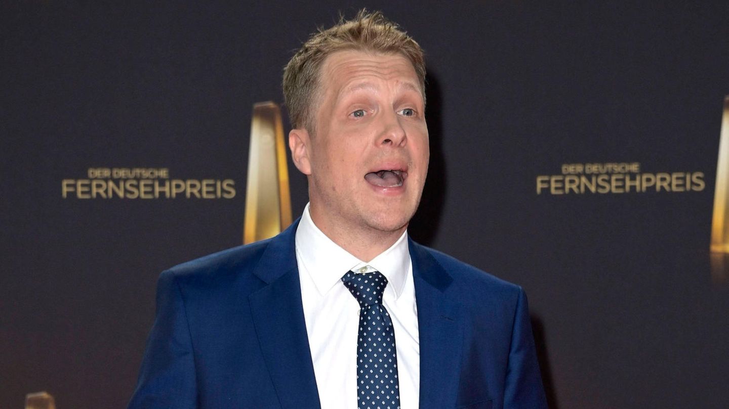 Oliver Pocher replaces Amira in the podcast with an old acquaintance