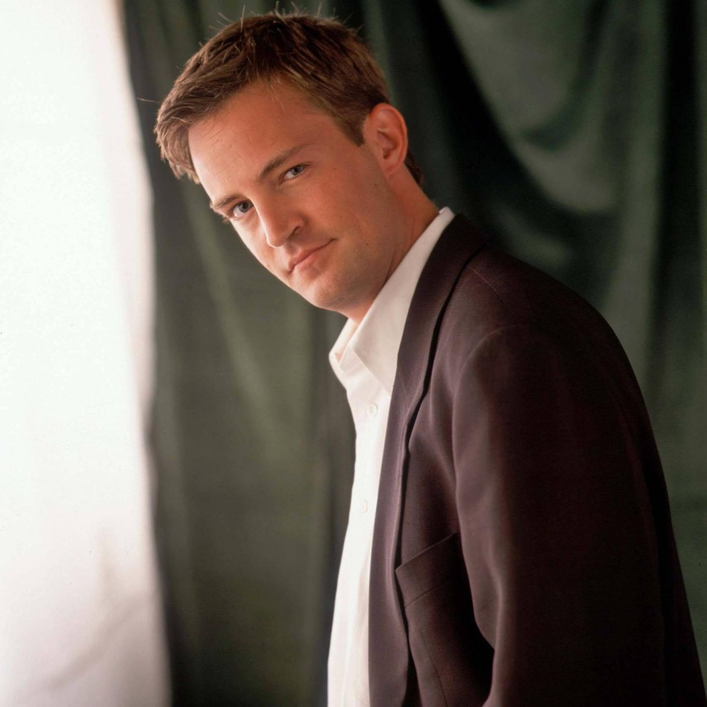 Matthew Perry Vinger