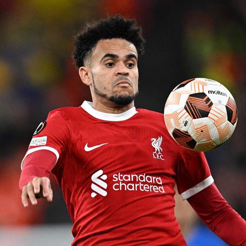 Die Eltern von Liverpools Angreifer Luis Díaz wurden in Kolumbien entführt. Während die Mutter von der Polizei später gerettet wurde, fehlt vom Vater jede Spur. 