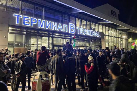 Terminal B des Flughafens von Machatschkala in Dagestan