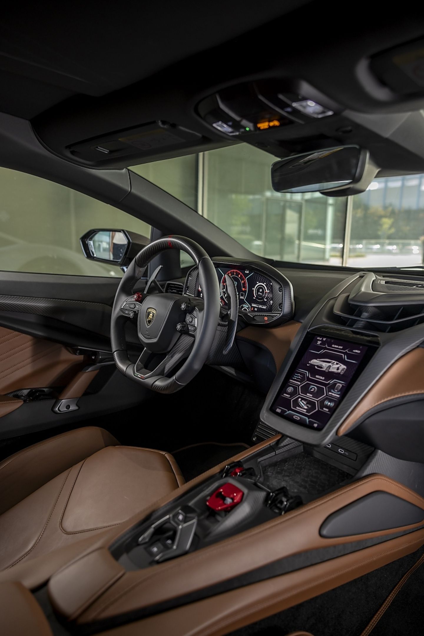 Lamborghini Revuelto 2024
