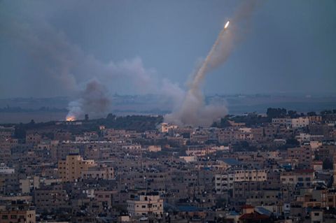 Raketen werden aus dem Gazastreifen auf Israel abgefeuert
