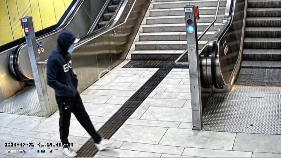 Aufnahme aus der Überwachungskamera im Frankfurter Bahnhof Hauptwache