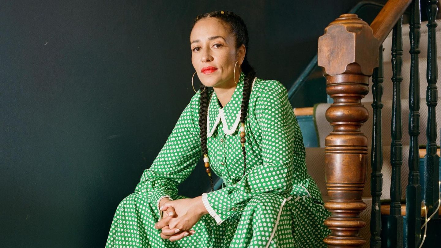 Porträt von Autorin Zadie Smith
