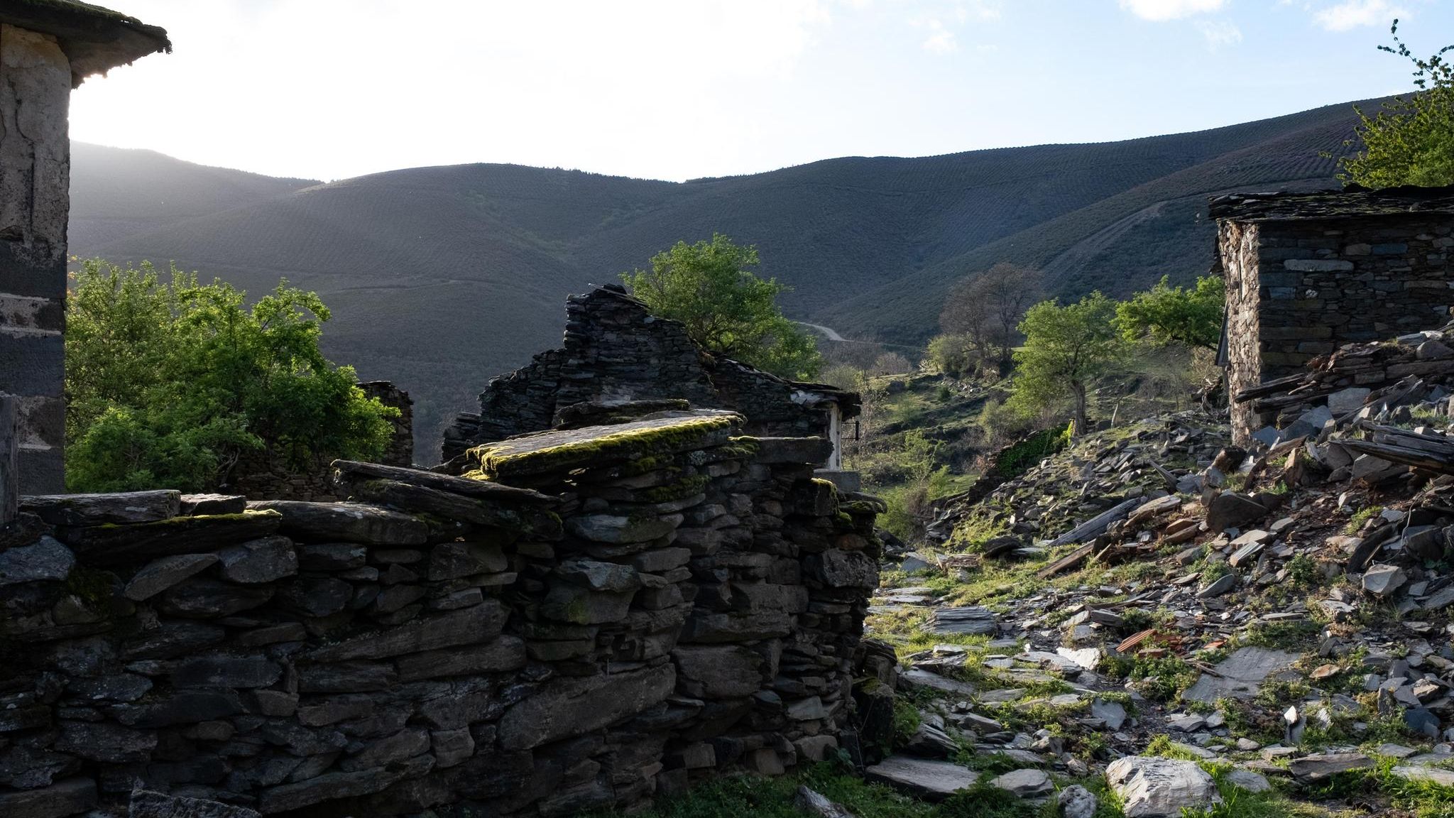 Ruinen in Santoalla do Monte