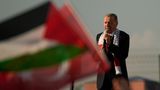 Recep Tayyip Erdogan, Präsident der Türkei, spricht zu den Teilnehmern einer Solidaritätskundgebung für die Palästinenser