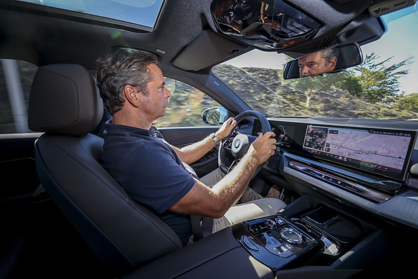 Vergleich BMW i5 eDrive40 - Mercedes EQE 350