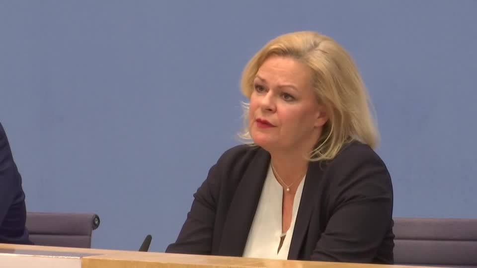 Video: Faeser verbietet Tätigkeit von Hamas und Samidoun Video: Faeser verbietet Tätigkeit von Hamas und Samidoun