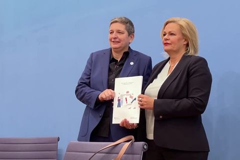 Video: Bund sieht Bedrohung im Cyberraum so hoch wie nie zuvor