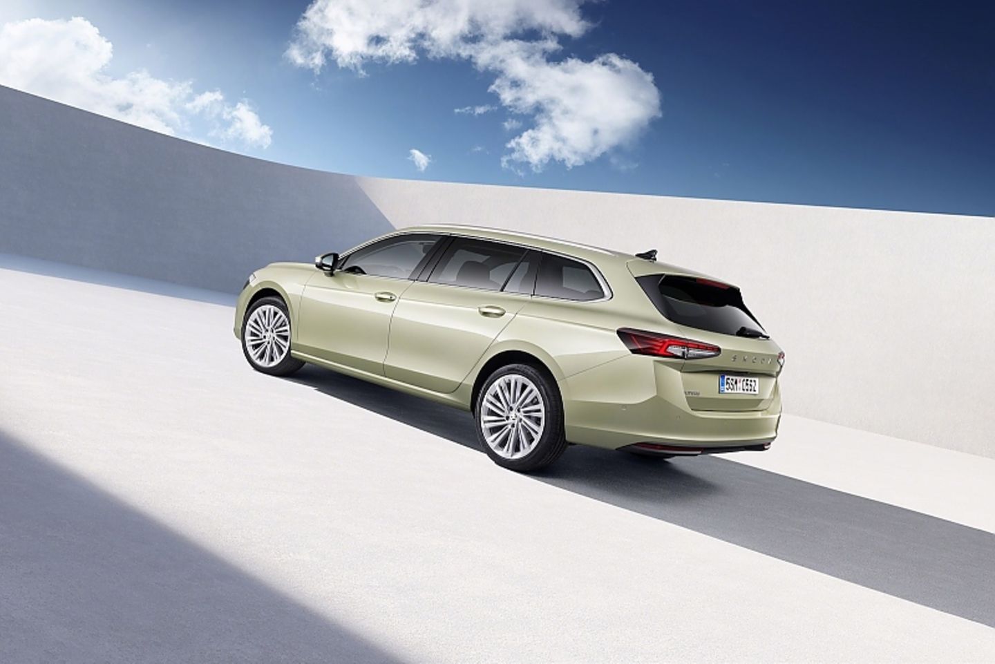 Skoda Superb 2024