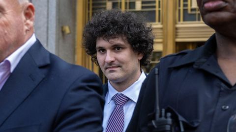 Sam Bankman-Fried im Juli vor dem Gericht in New York