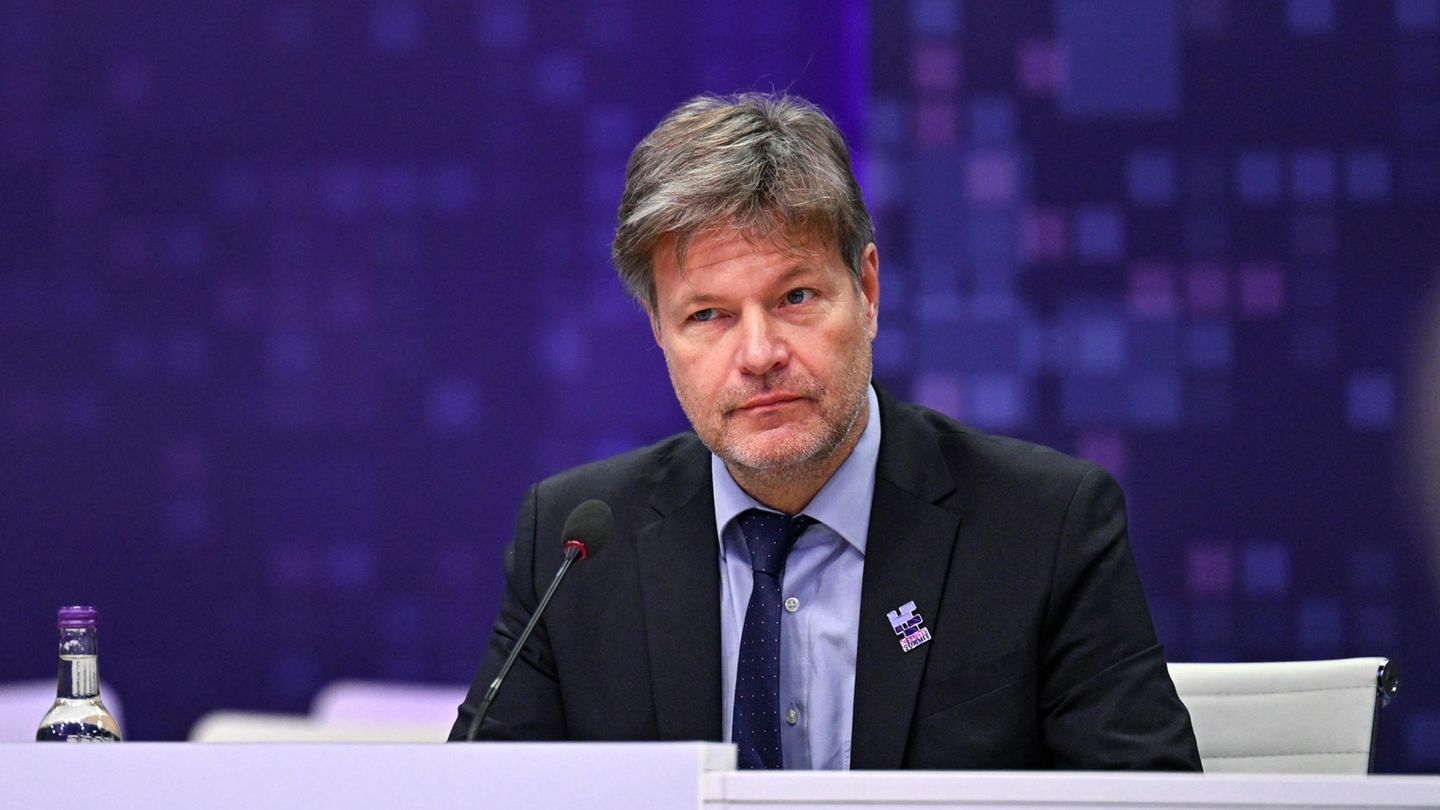 Robert Habeck: the Vice Chancellor explains how his anti-Semitism speech came about