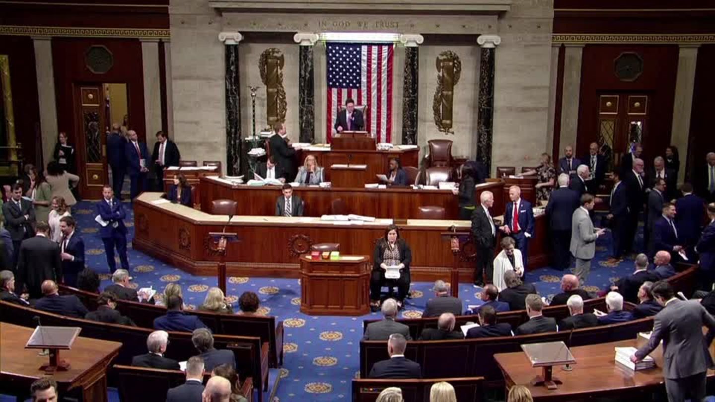 Video: ABD Temsilciler Meclisi İsrail'e yardım konusunda Senato ile karşı karşıya geldi
